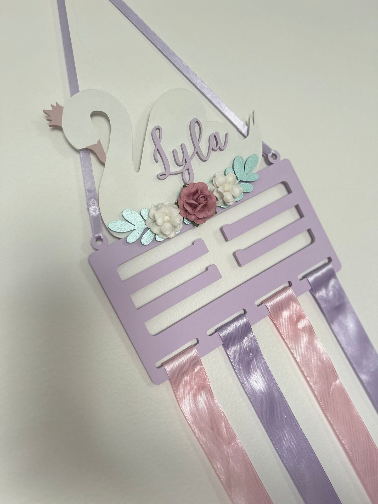 Swan Bow Holder